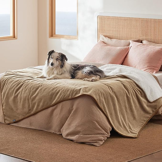 Bedsure Waterproof Blanket for Bed Soft Sherpa Fleece Throw,Twin 80"x60" | Plush Cozy Calming Reversible Dog Blankets for Large Senior Dogs,Warm Bed Couch Cover,Pet Furniture Protector,Camel by Unknown