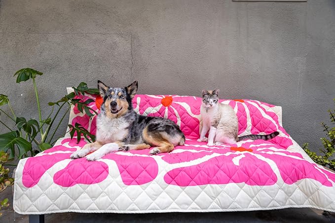 The Daisy Everywhere Blanket - Waterproof and Oeko TEX® Standard 100 - Image 7