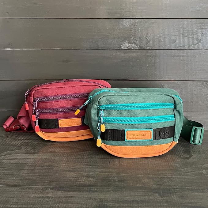 Wilderdog Utility Fanny Pack stores Treats, Balls, Keys in 3 Pockets with adjustable strap and Poop Bag dispenser (Huckleberry) - Image 4