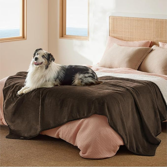 Bedsure Waterproof Blanket for Bed Soft Sherpa Fleece Throw,Twin 80"x60" | Plush Cozy Calming Reversible Dog Blankets for Large Senior Dogs,Warm Bed Couch Cover,Pet Furniture Protector,Brown by Unknown