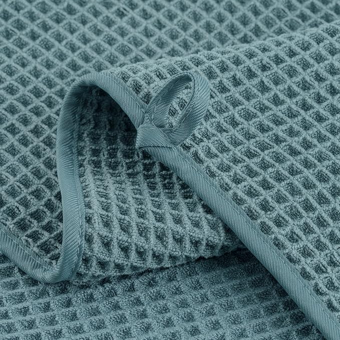 MICROFI Microfiber Waffle Bath Towels, 4 Pieces, Soft, Absorbent, Fast Drying, Lint Free 430 GSM (27''x55''/68.58 cm x139.7 cm) - Image 3