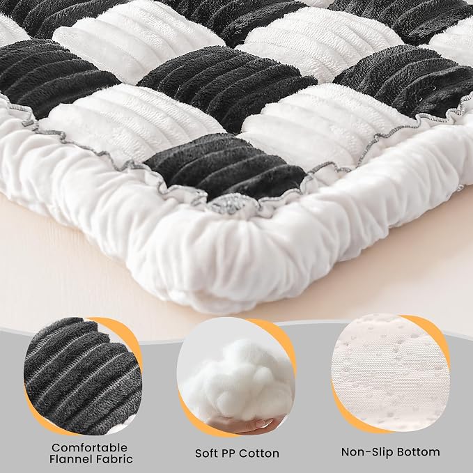 HiPetpy Backseat Dog Bed Mat for Car, Non-Slip Dog Bed for Car Back Seat, Soft & Cozy Dogs Blanket, Washable Travel Pet Mat Seat Protector for Cars, SUVs, Trucks - Image 3