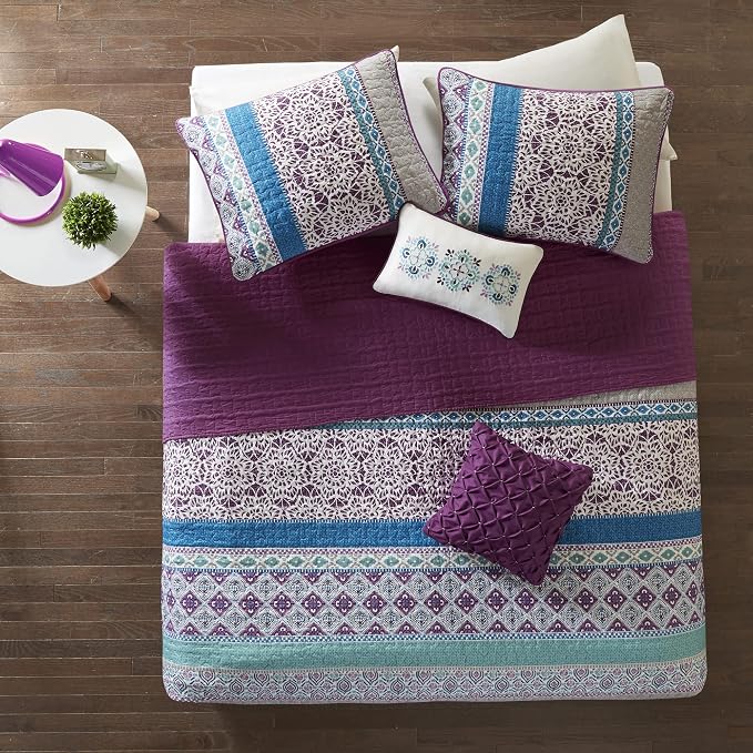 Intelligent Design Joni Reversible Cozy Quilt Set Casual Boho Design All Season Coverlet Bedspread, Matching Shams, Decorative Pillow, Twin/Twin X-Large, Purple 4 Piece - Image 3