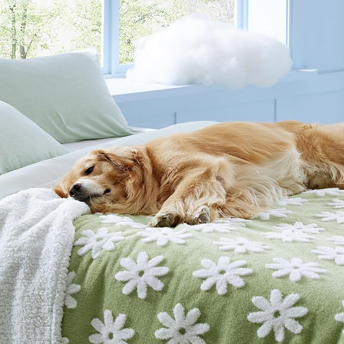 LE SURE Waterproof Blanket for Bed Cute Cozy 3D Jacquard, King（86"x108"） | Dog Blankets for Large Dogs, Pet Aesthetic Gift, Warm Soft Sherpa Throw, Reversible Couch Protector, Flower Garden Green - Image 7