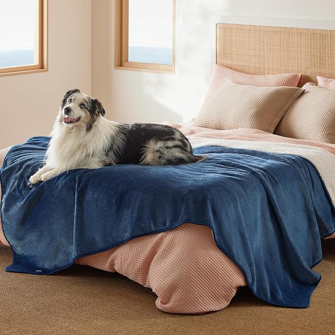 Bedsure Waterproof Blanket for Bed Soft Sherpa Fleece Throw,Twin 80"x60" | Plush Cozy Calming Reversible Dog Blankets for Large Senior Dogs,Warm Bed Couch Cover,Pet Furniture Protector,Blue by Unknown